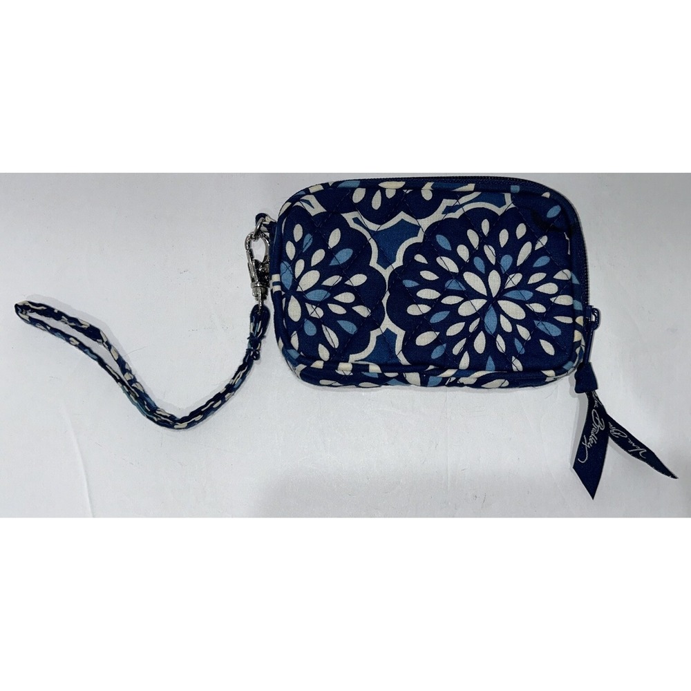 Vera‎ Bradley Front Zip Wristlet in Petal Splash EUC Blue White Zip Wallet Pouch